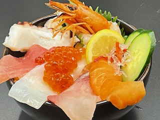 海鮮丼